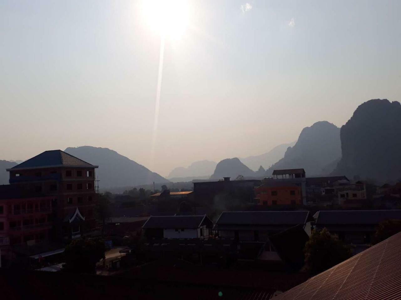 Pangu Hotel - 盘古酒店 Vang Vieng Zewnętrze zdjęcie