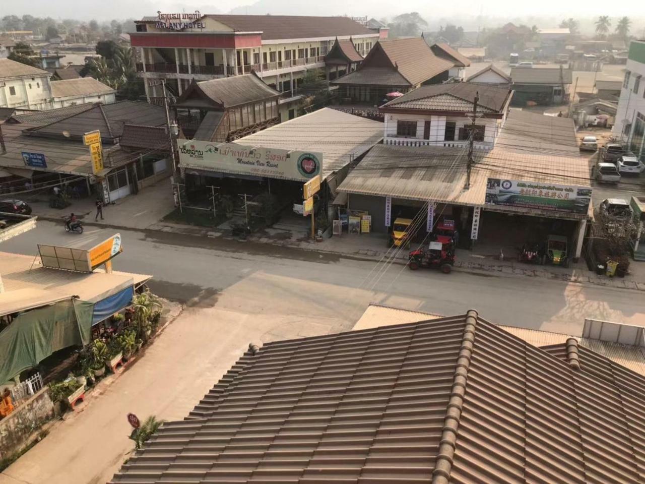 Pangu Hotel - 盘古酒店 Vang Vieng Zewnętrze zdjęcie