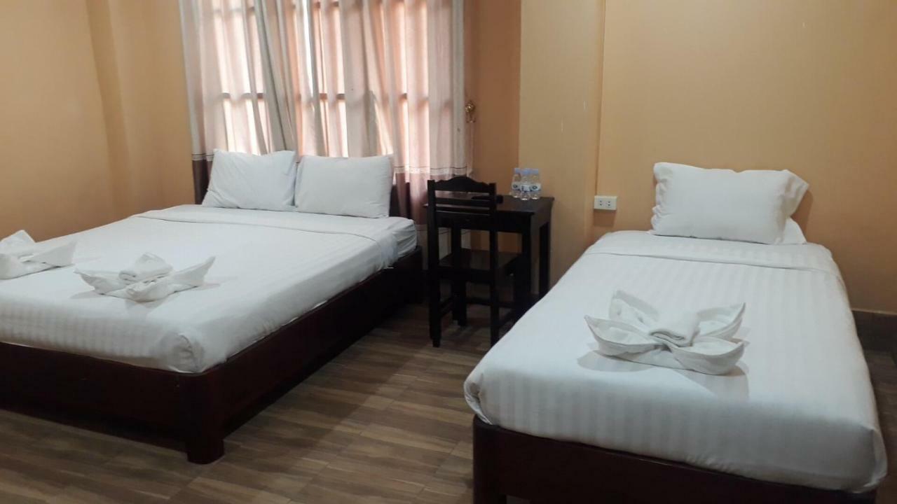 Pangu Hotel - 盘古酒店 Vang Vieng Zewnętrze zdjęcie